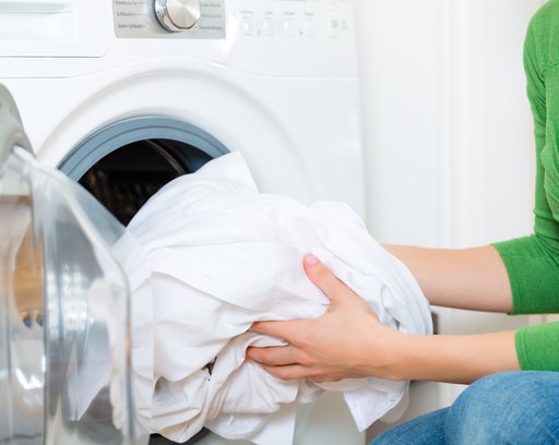 housekeeper with washing machine